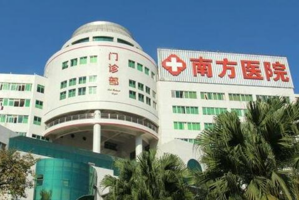 南方医科大学南方医院何云帆美容整形祛疤技术水准怎么样?术后120天案例